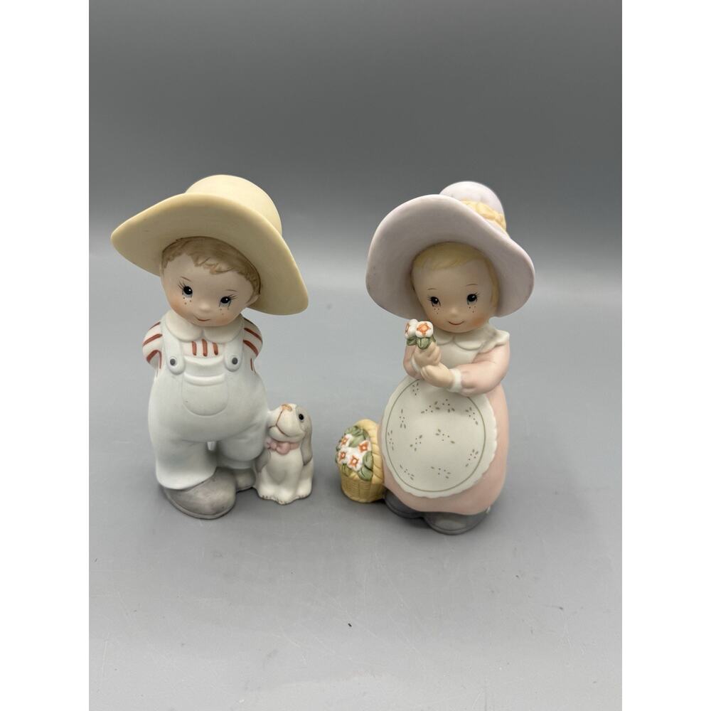 Vintage HOMCO 1436 Boy Girl Figurine Set Taiwan Shelf Sitters 4” Pair